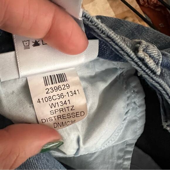 Paige High Rise Manhattan Bootcut Jeans in Spritz Distressed - Picture 7 of 8